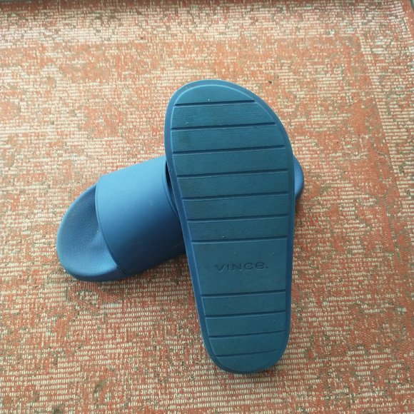 Vince Slide Sandals 7 - Picture 4 of 5